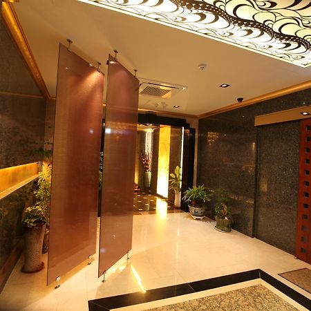 Gallery Tourist Hotel Tongyeong Buitenkant foto
