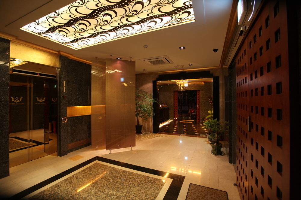 Gallery Tourist Hotel Tongyeong Buitenkant foto