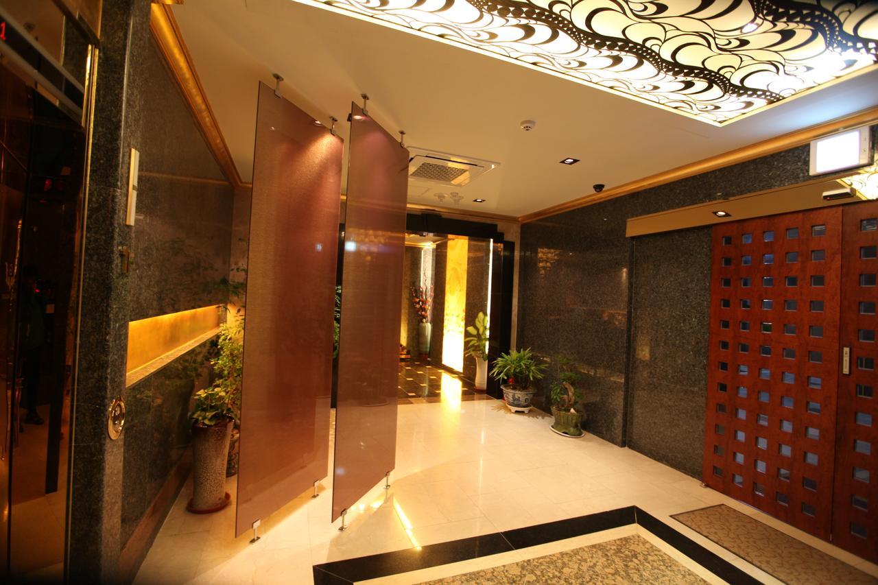 Gallery Tourist Hotel Tongyeong Buitenkant foto