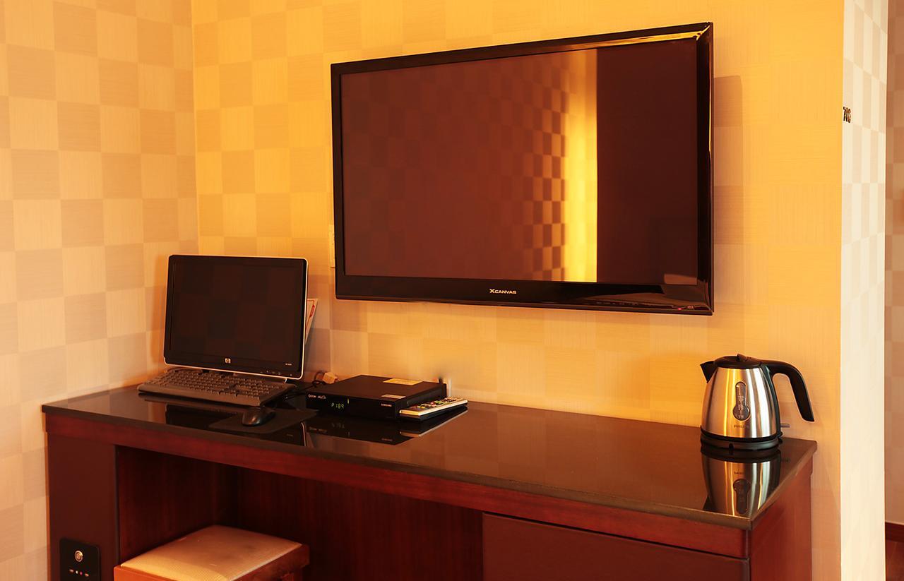 Gallery Tourist Hotel Tongyeong Buitenkant foto